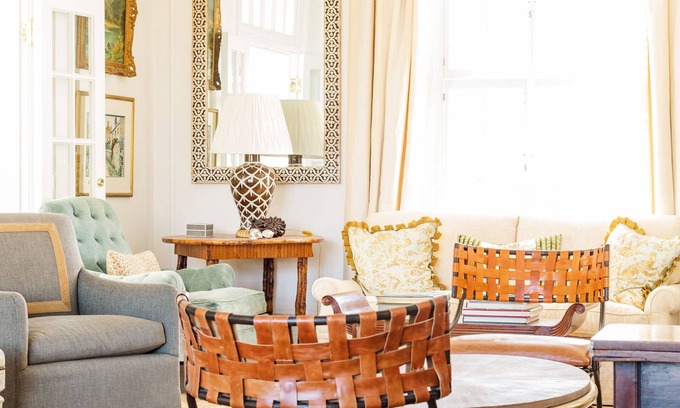 Lynchburg House | Historic Charm on Colonial Court