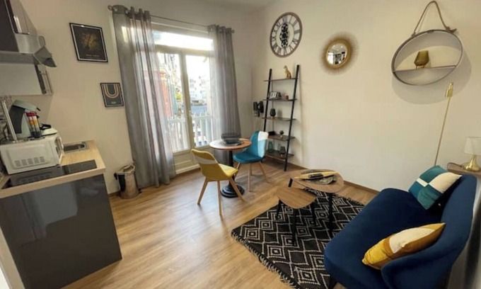 Le Treport Apartment | Historic district at the foot of the cliffs