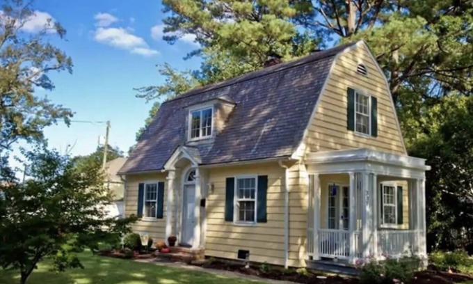 Central Newport News House | Historic Gem in the Heart of Hilton Village on the James River