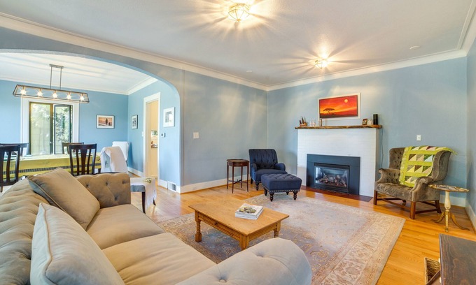 Seattle Metro Area House | Historic Seattle Vacation Rental in Seward Park!
