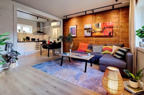 Engen House | Historic townhouse - 2 baths 3 floors 100 percent charm