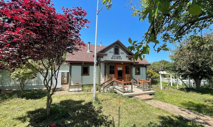Valley Ford House | Historic West Marin Schoolhouse.