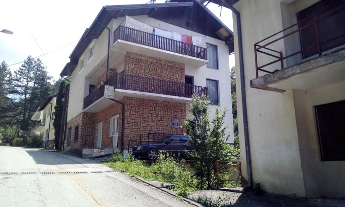 Milici Hotel | HM - konak