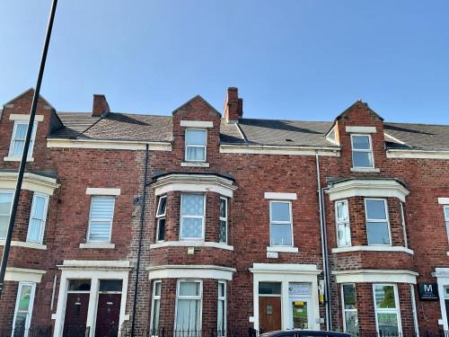 Newcastle-upon-Tyne House | HNFC Stays - Spacious house w/all essentials - 3b
