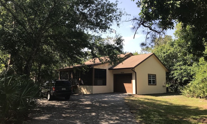 Hobe Sound House | Hobe Sound Natural Setting, new to the market! Great birding and wildlife!