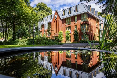 Krachtighuizen Hotel | Hof van Putten