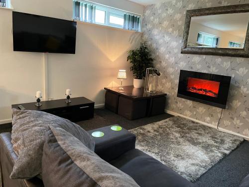 Buxton Apartment | Hoffman Hideaway