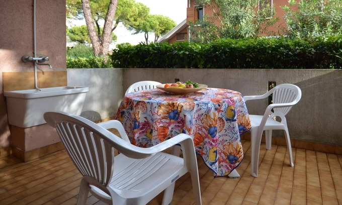 Lignano Pineta Apartment | Holiday apartment with shared pool in Lignano