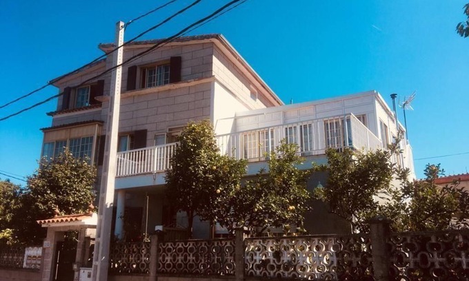 Vilanova Apartment | Holiday apartment Vilanova de Arousa for 1 - 6 persons with 3 bedrooms - Holiday apartment