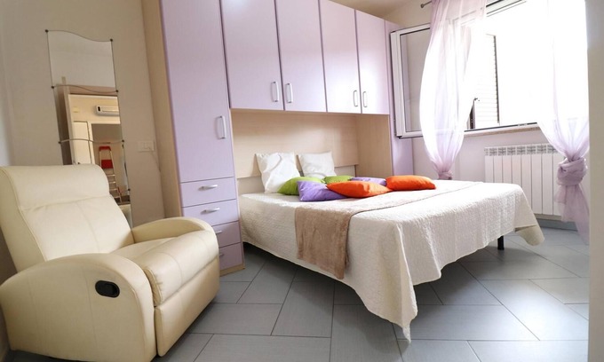 Otranto Apartment | Holiday Apartment "Claudia" with Air Conditioning & Balcony