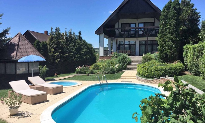 Balatonszolos Apartment | Holiday apartment with pool