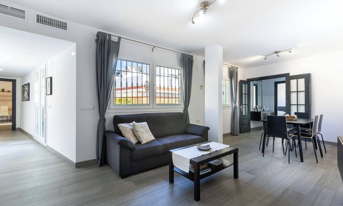 Centro Apartment | Holiday Apartment “Maravilloso Ático en Pleno Centro” with City View