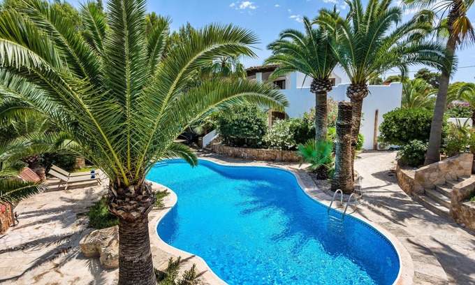 Son Moja Apartment | Holiday apartment Oasis on the upper floor with comfort and charm, pool, and a prime location close to the beach in Cala Santanyí