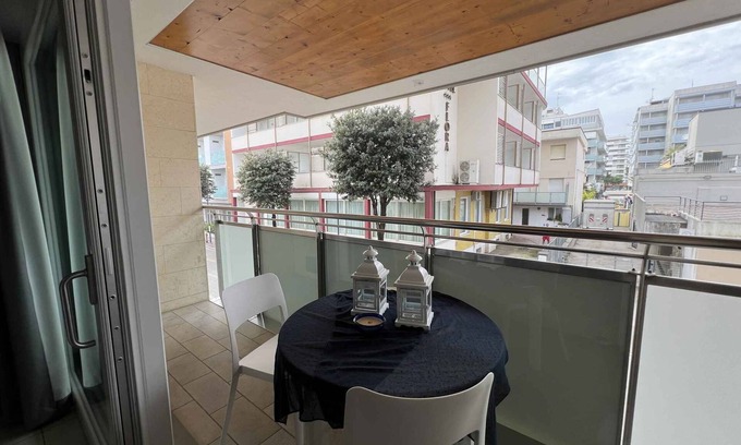 Lignano Sabbiadoro Apartment | Holiday apartment with balcony and air conditioning