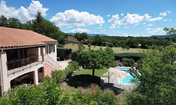 Saint-Saturnin-les-Apt Villa | Holiday rental SAINT SATURNIN LES APT LS2-444