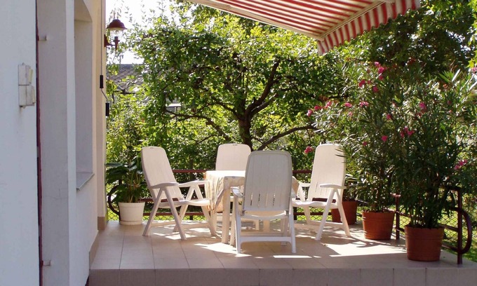 Balatonboglar House | Holiday home 100 m away from Lake Balaton