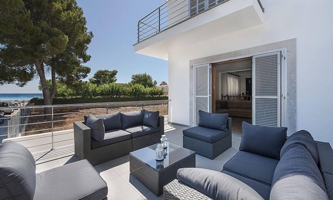 Muro Ski Chalet | Holiday Home 25 meters from Alcúdia Beach