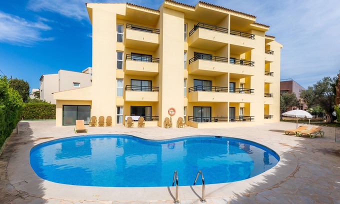 Son Servera House | Holiday Home 'Apto Con Terraza 202' with with Shared Pool, Private Terrace and Air Conditioning