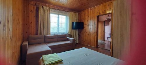 Solomjanskyj House | Holiday Home at Fedkovycha St.
