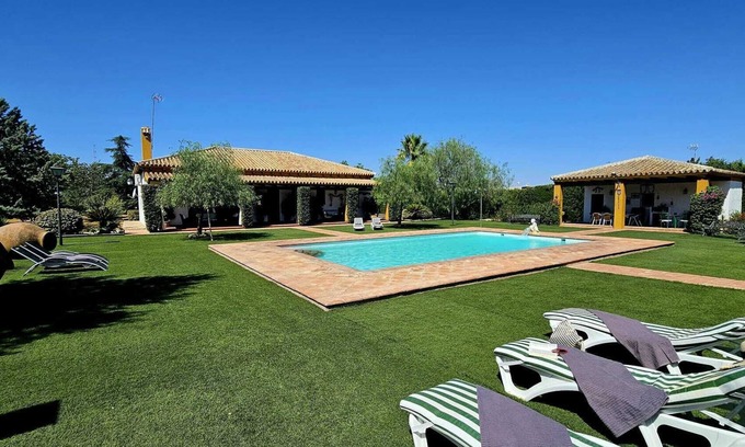 Marchena Cottage | Holiday Home Azahares de Marchena