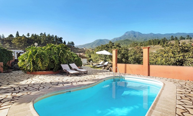 El Paso House | Holiday Home 'Casitas La Montañita - 3' with Mountain View, Wi-Fi and Air Conditioning