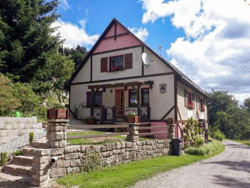 Starkov House | Holiday Home Chlívce u Hronova-5 by Interhome