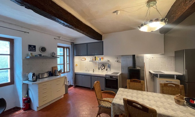 Collobrieres House | Holiday Home 'Collo' with Mountain View, Private Terrace and Wi-Fi