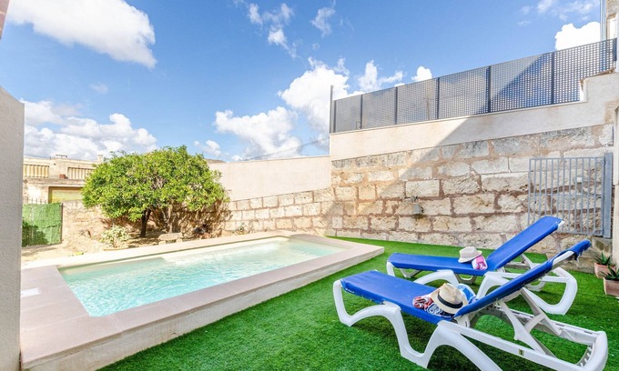 Maria de la Salut House | Holiday home near Maria de la Salut Town