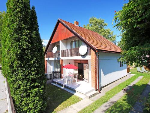 Balatonmariafurdo House | Holiday Home Francesco by Interhome