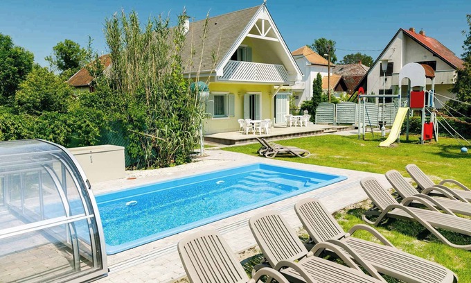 Balatonmariafurdo House | Holiday home child-friendly equipped near the beach