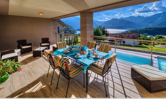 Colico Apartment | Holiday home ideal for 6 people, with lake view, pool, wi-fi and private parking