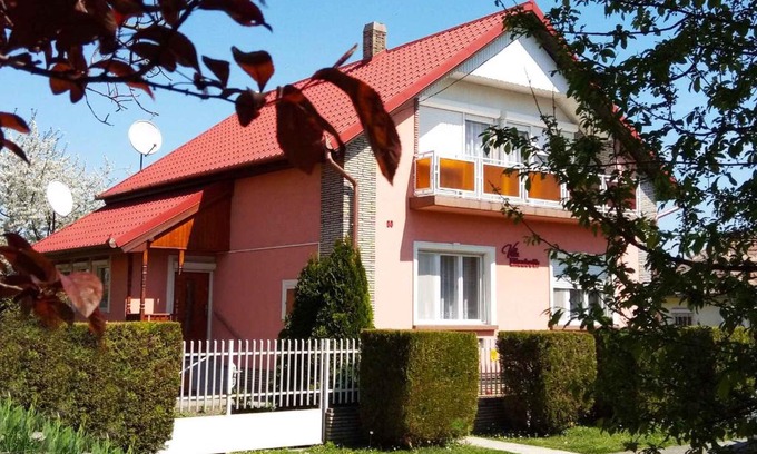 Balatonkeresztur House | Holiday home in Balatonkeresztur 37078