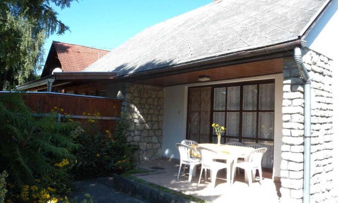 Balatonfenyves House | Holiday home in Balatonfenyves 18397
