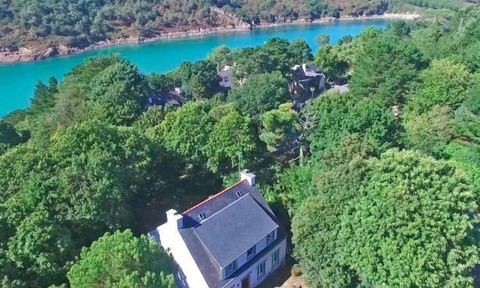 Kerfany-les-Pins House | Holiday Home in Moëlan near Kerfany Beach