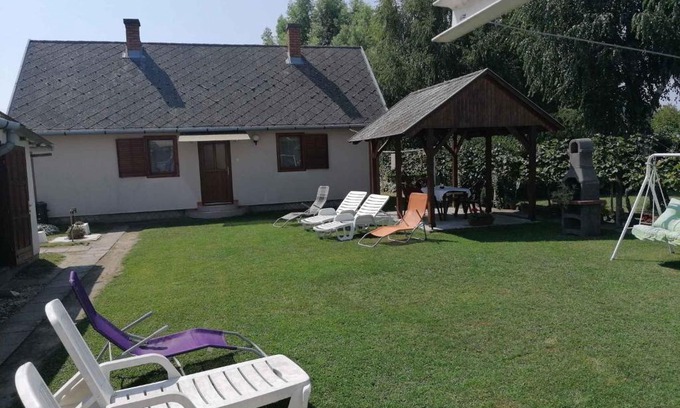 Balatonmariafurdo House | Holiday Home in Balatonmariafürdo 19233