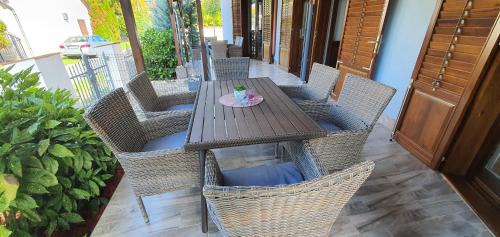 Balatonmariafurdo House | Holiday home in Balatonmariafürdo 43399