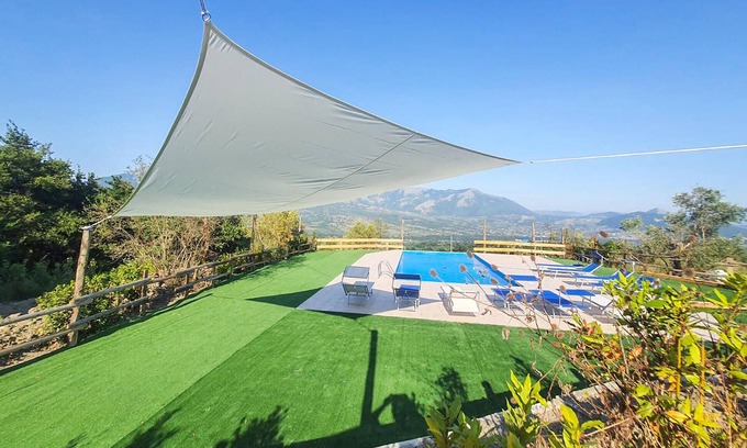 Senerchia House | Holiday Home in Strada Cervara