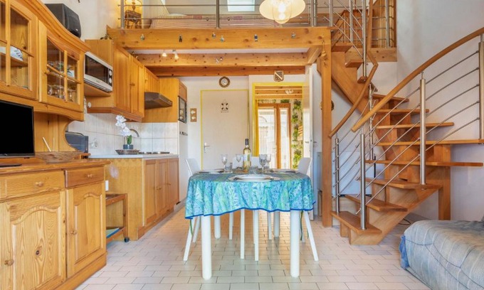 Saint-Cyprien Plage House | Holiday Home Le Hameau du Port by Interhome