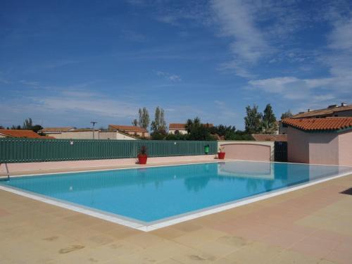 Saint-Cyprien Plage House | Holiday Home Le Hameau des Capellans-6 by Interhome