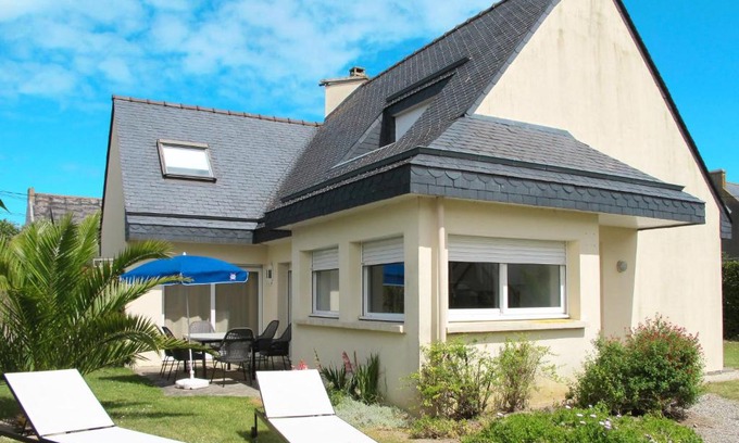 Cleder House | Holiday Home Le Triskell by Interhome