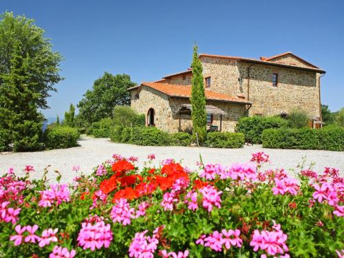 Neri House | Holiday Home Lo Scoiattolo n- 10 by Interhome