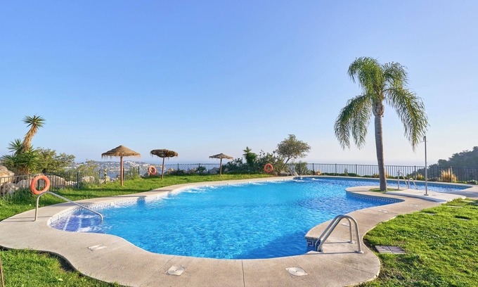 Almunecar House | Holiday Home 'Los Altos 23' with Sea View, Wi-Fi and Air Conditioning