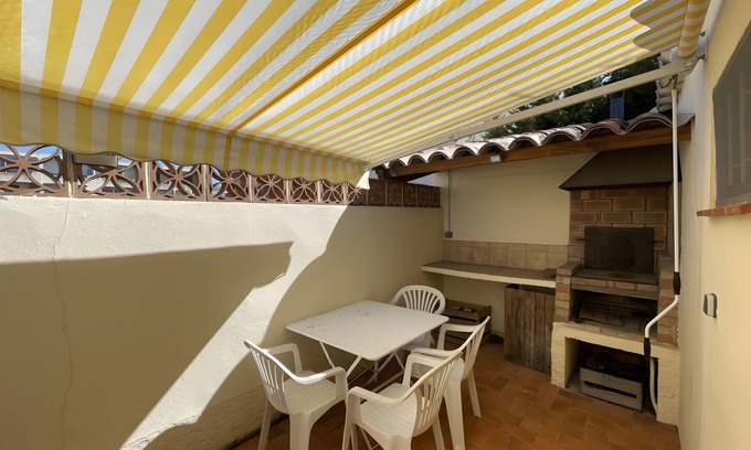 Port-la-Nouvelle House | Holiday Home 'Maison T3' with Shared Terrace and Air Conditioning