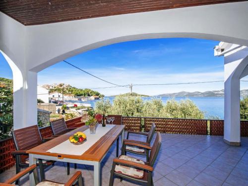 Komoseva House | Holiday Home Mira by Interhome