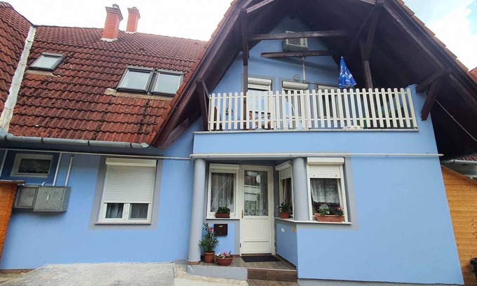 Balatonfoldvar House | Holiday home near the water