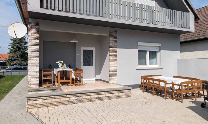 Balatonfenyves House | Holiday home near the water in a quiet location