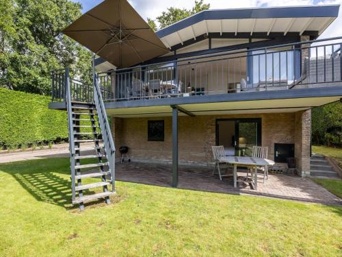 Kamperland House | Holiday Home near Veerse Meer with Terrace