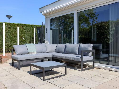 Kamperland House | Holiday Home near Veerse Meer with Sauna