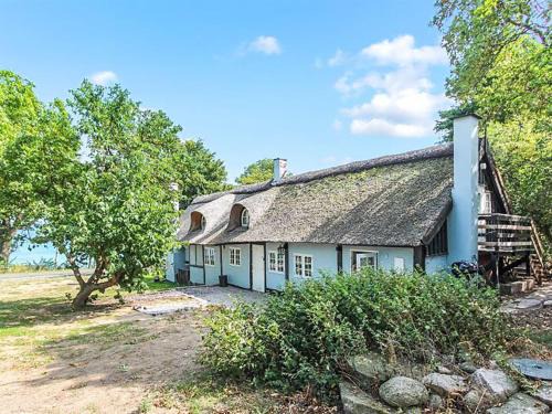 Gudhjem House | Holiday Home Nyyrikki - 100m from the sea by Interhome