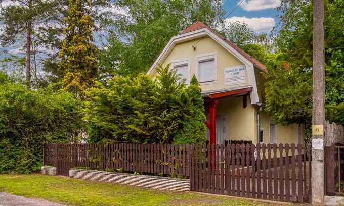 Balatonfenyves House | Holiday home only 60 m from the beach